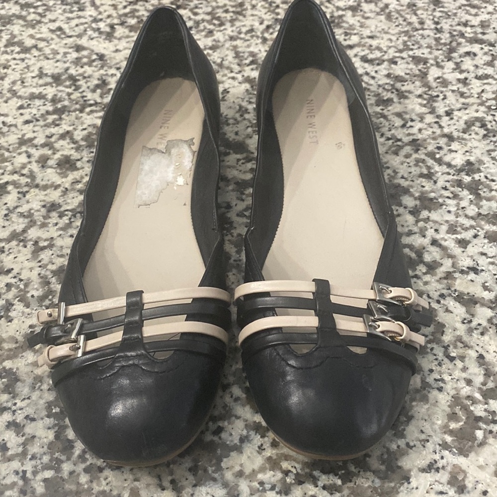 Nine West Black and Cream Flats